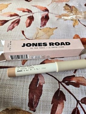 Jones Road The Face Pencil Shade 2